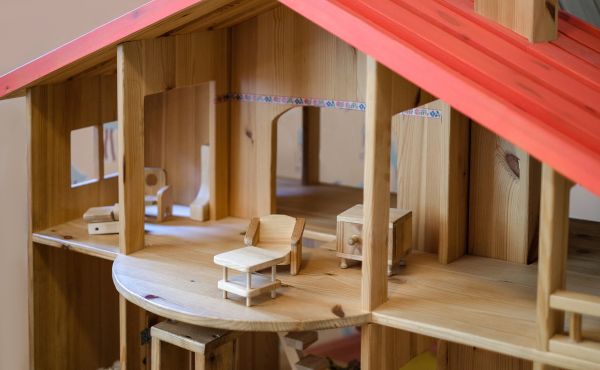 Doll House Assembly in Plano
